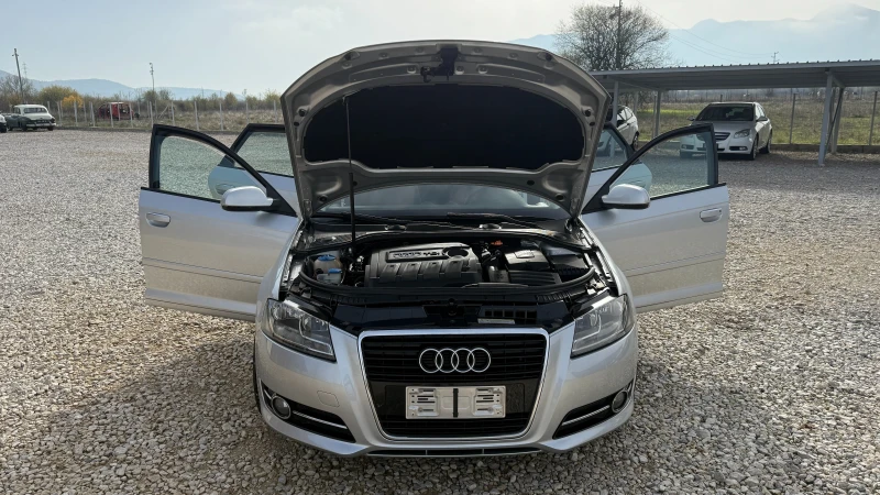 Audi A3 1.6TDI/105кс/5скорости/NAVI/ПОДГРЕВ/EURO 5/ИТАЛИЯ, снимка 8 - Автомобили и джипове - 52430001