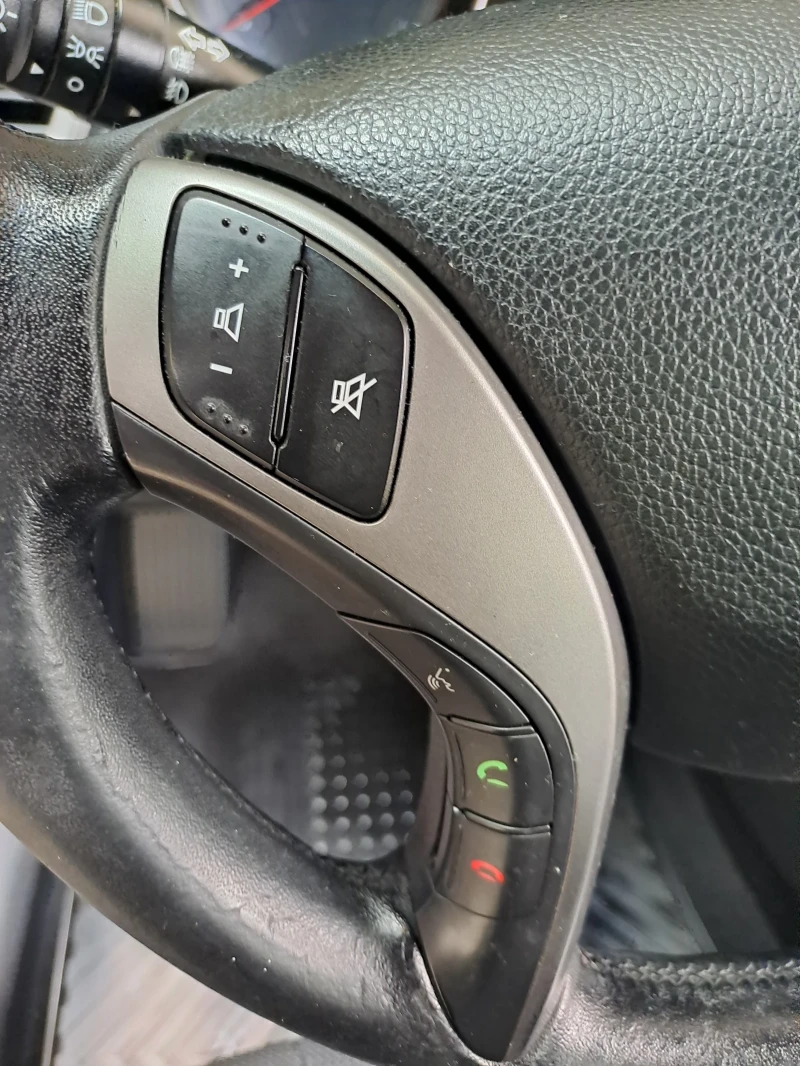 Hyundai I30, снимка 10 - Автомобили и джипове - 52515003