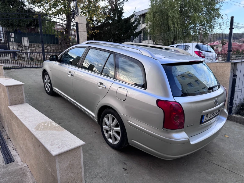 Toyota Avensis T25 1.8 VVTI, снимка 3 - Автомобили и джипове - 52578587