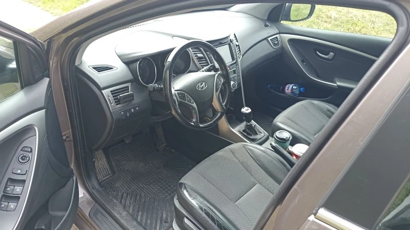 Hyundai I30 CW, снимка 8 - Автомобили и джипове - 52665720