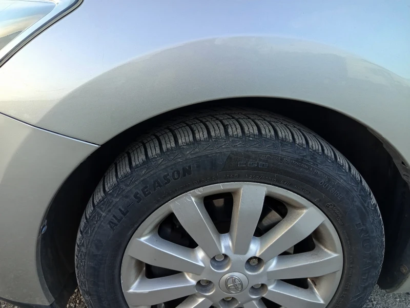 Toyota Auris D4D, снимка 9 - Автомобили и джипове - 53200864