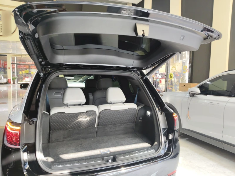 AITO 9 М9 All-Electric Max Version, снимка 17 - Автомобили и джипове - 53296595