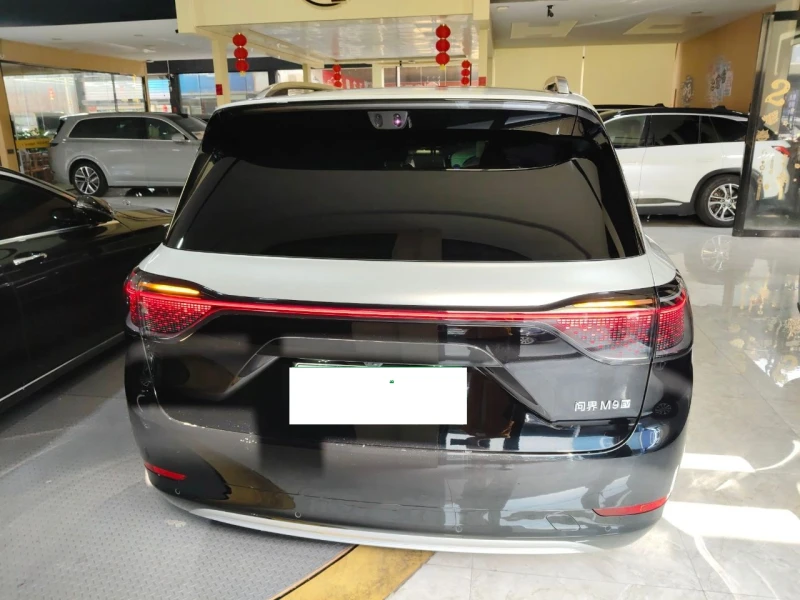 AITO 9 М9 All-Electric Max Version, снимка 5 - Автомобили и джипове - 53296595