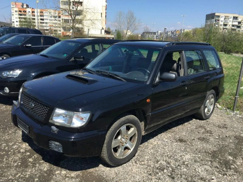 Subaru Forester 20 БРОЯ НА ЧАСТИ, снимка 1 - Автомобили и джипове - 7864052