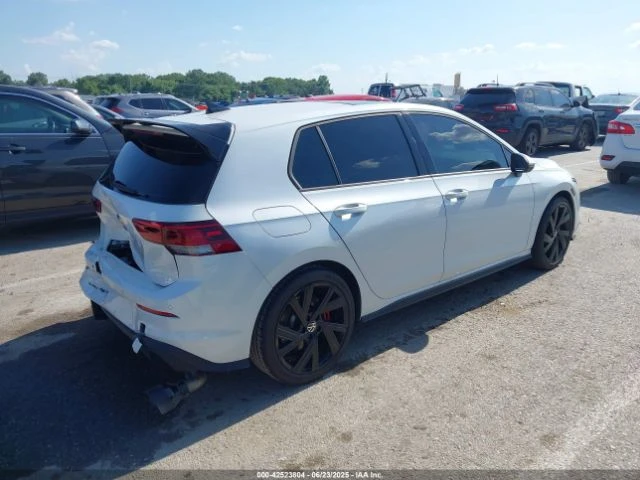 VW Golf GTI 2.0T SE - изображение 6