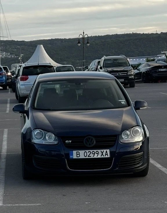 VW Golf