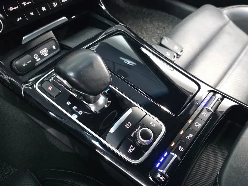 Kia Stinger 2.0 TURBO 2WD PLATINUM | Mobile.bg � ����������� 17