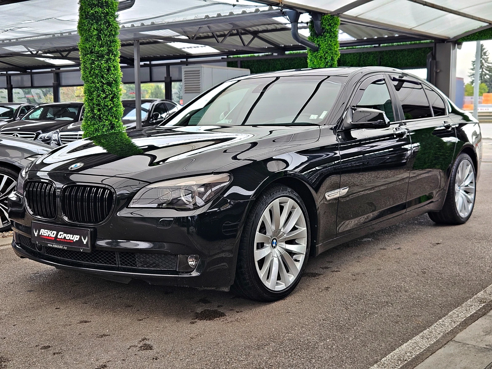 BMW 730 M/DISTRONIC/HEAD UP/ВАКУУМ/ПОДГРЕВ/ОБДУХ/MEMORY/LI, снимка 1