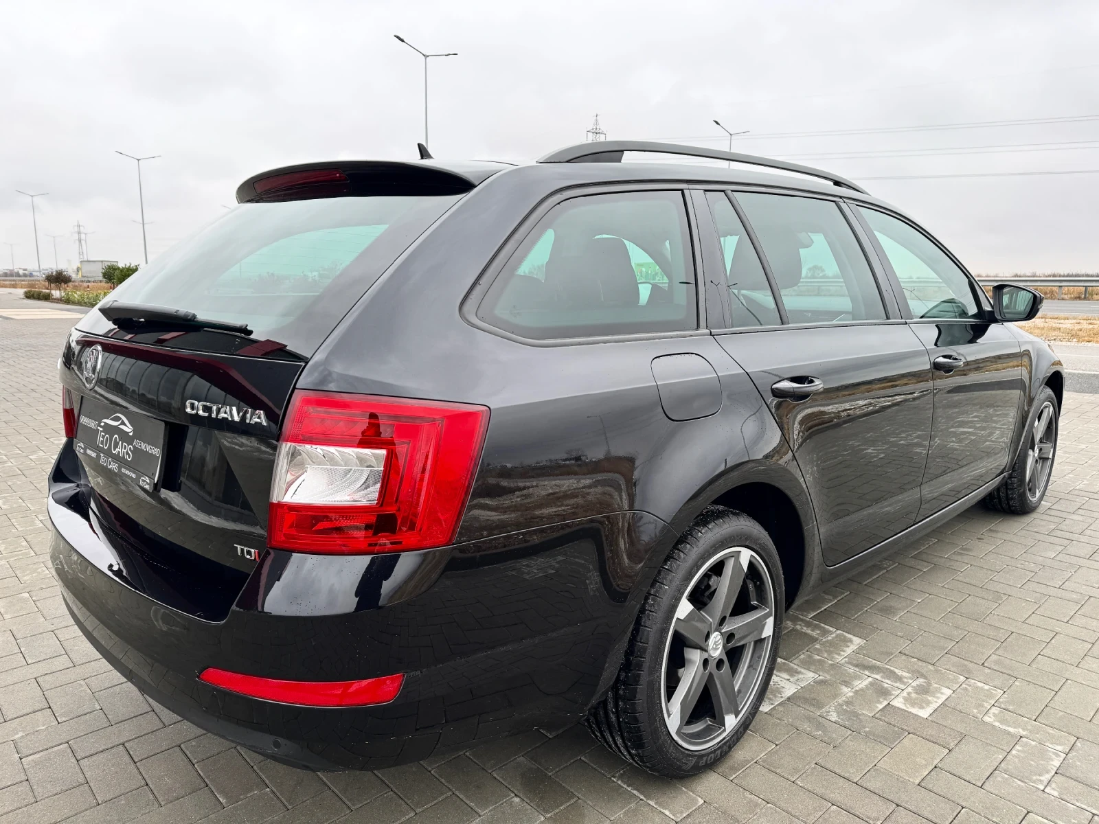 Skoda Octavia 2.0TDI 150кс DSG / NAVI / LED / XENON / PARKTRONIC - изображение 7