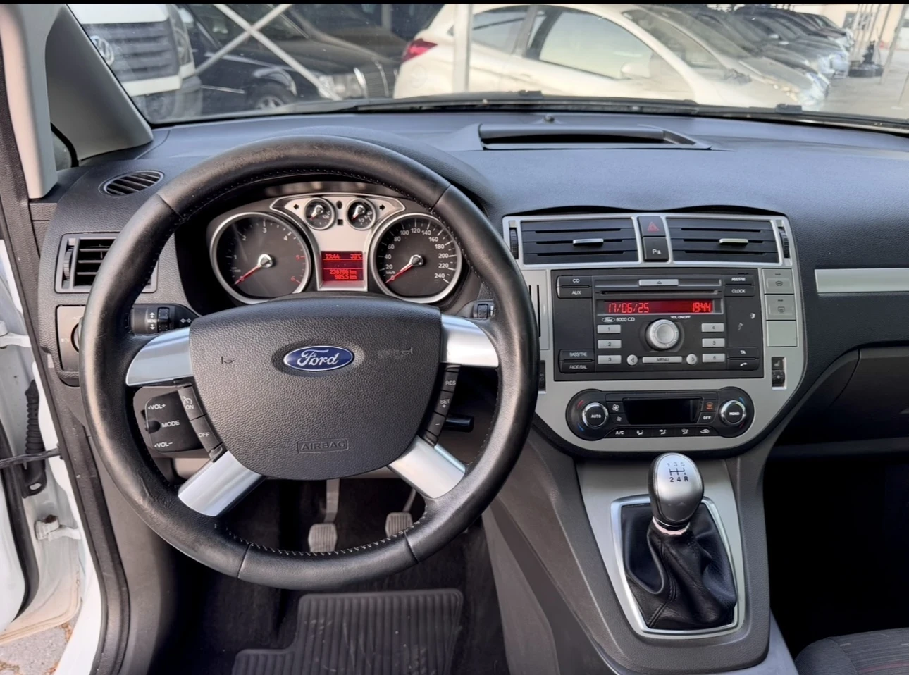 Ford C-max 1.6 TD / Панорама - изображение 6