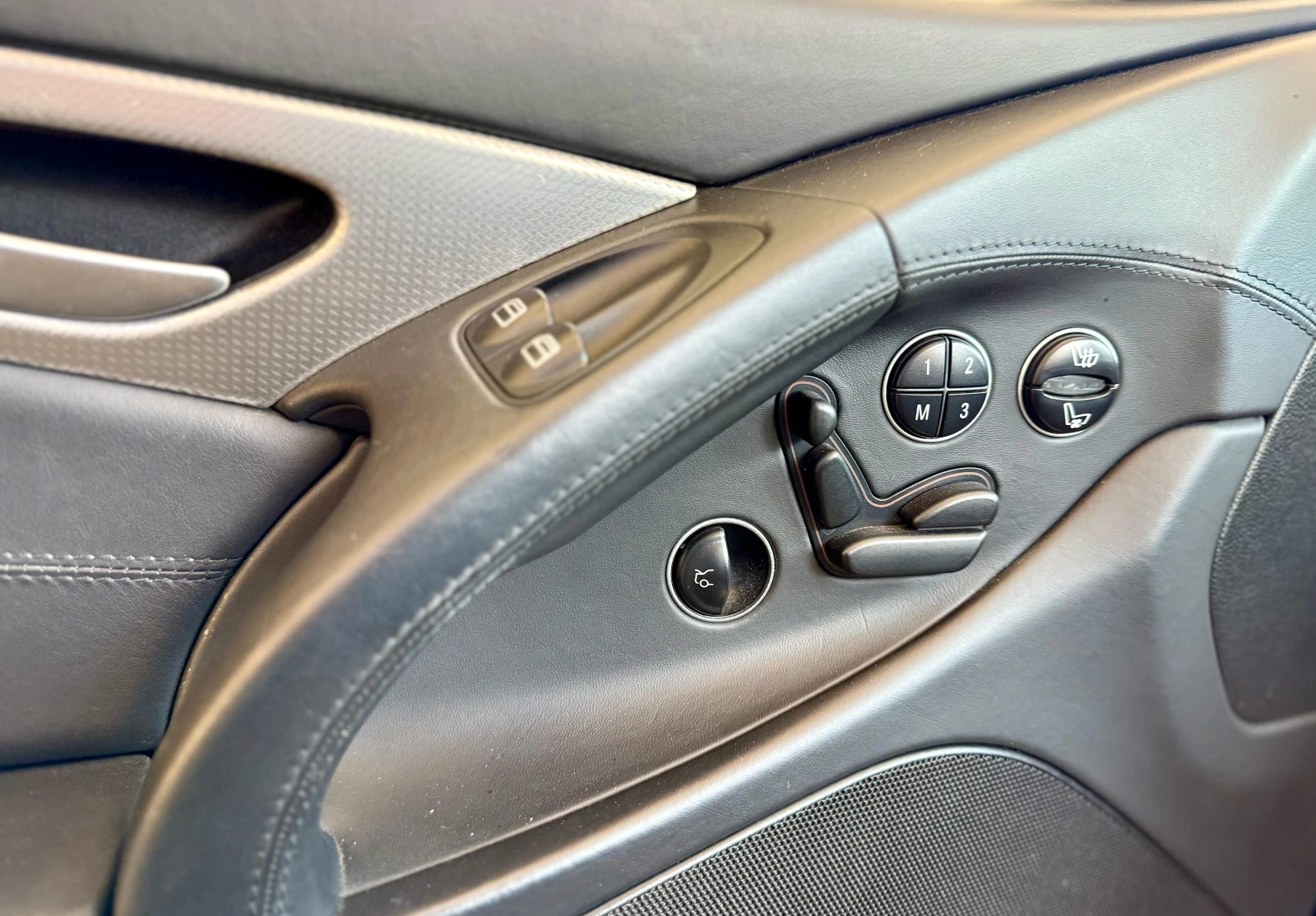 Mercedes-Benz SL 500 Keyless* Подгрев* Обдухване* AMG - изображение 9