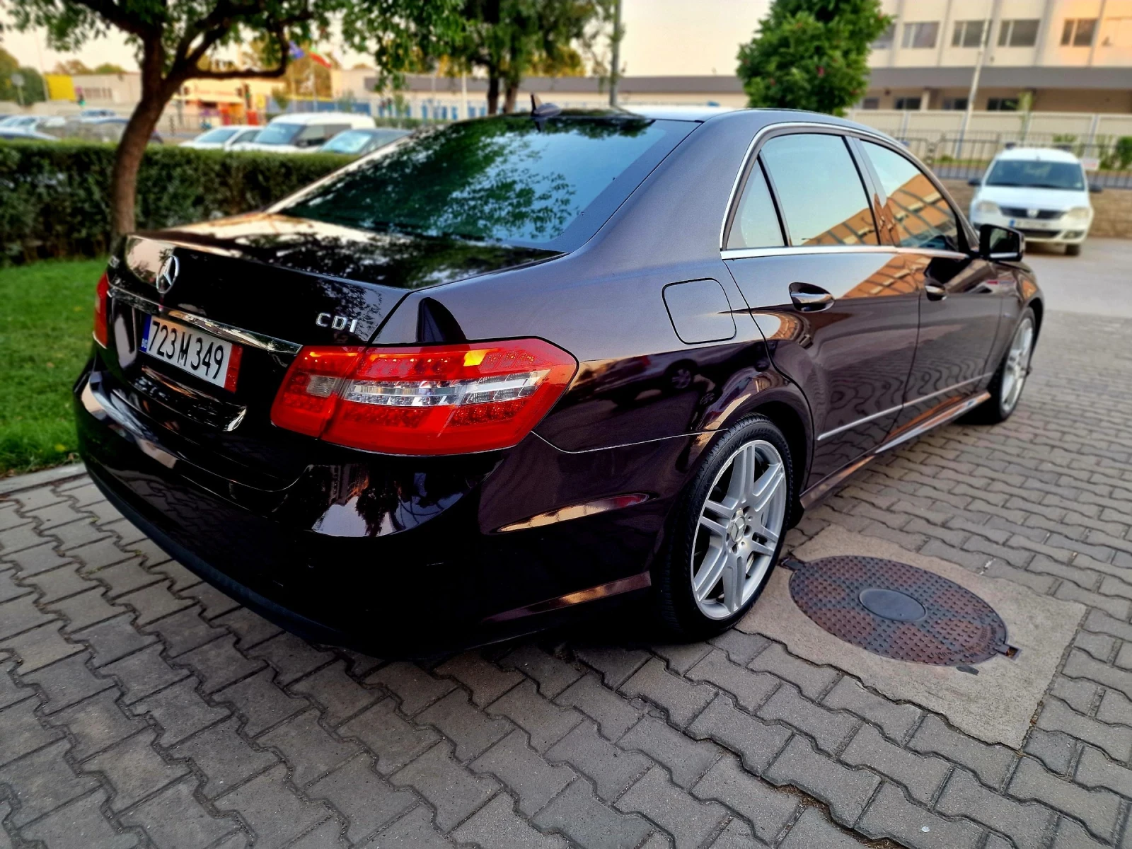 Mercedes-Benz E 250 2.5 CDI - 204 к.с - AMG - AVANTGARDE - Екстри - изображение 7