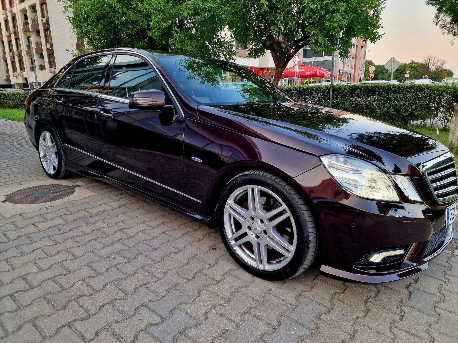 Mercedes-Benz E 250 2.5 CDI - 204 к.с - AMG - AVANTGARDE - Екстри - изображение 5
