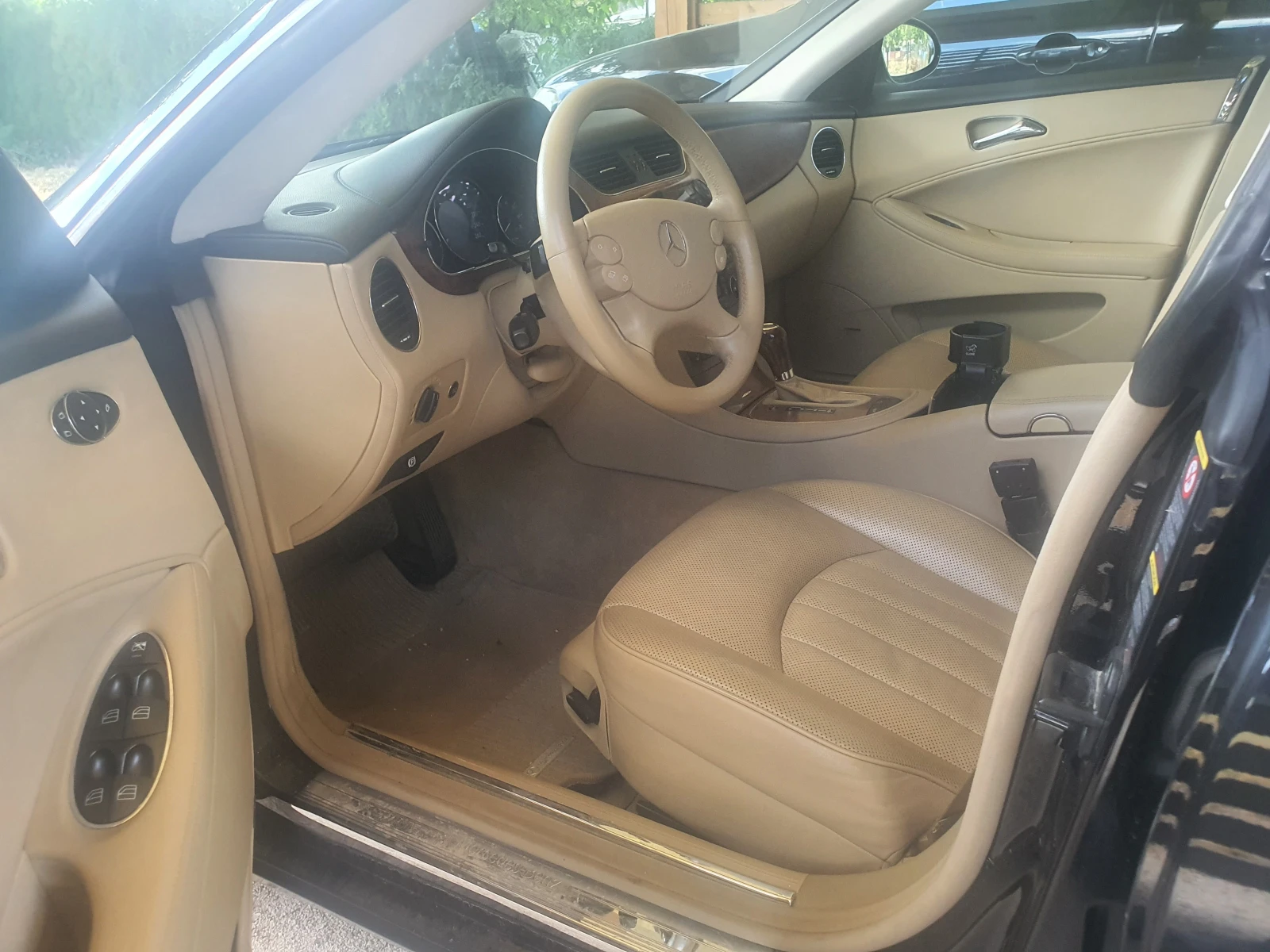 Mercedes-Benz CLS 500  - изображение 10
