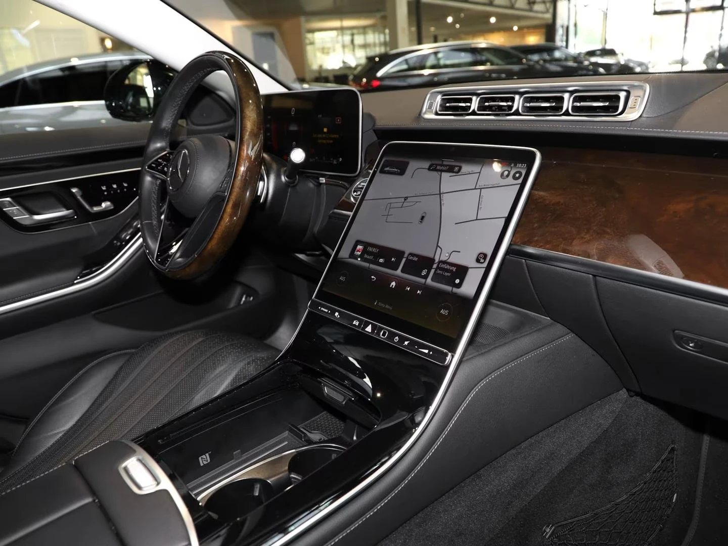 Mercedes-Benz S 350 d/286HP/AIRM./MEMO/PANO/MBEAM/DISTR./OLED/CAM/501f - изображение 9