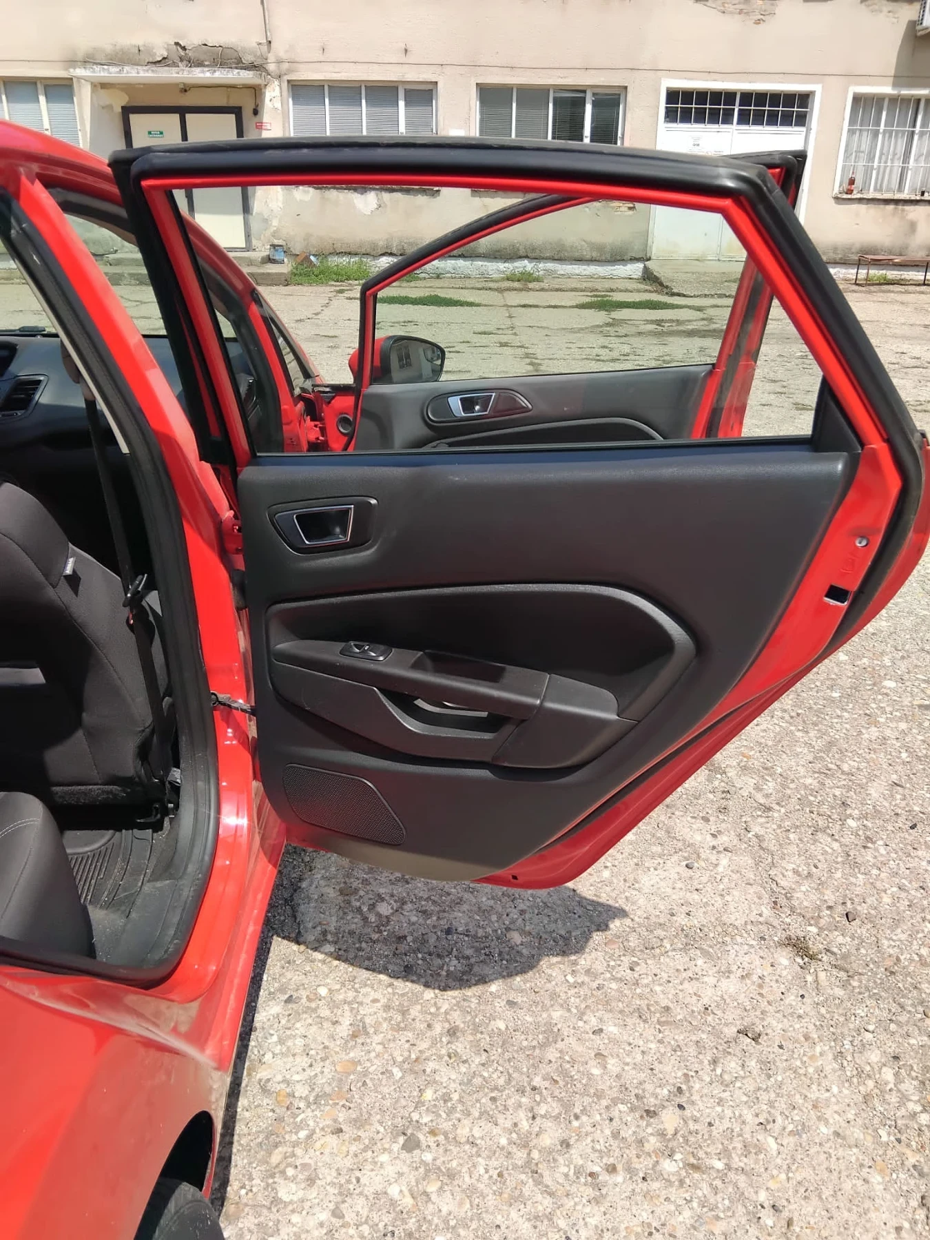 Ford Fiesta  - изображение 2