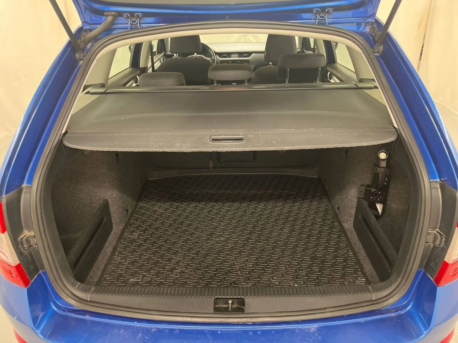 Skoda Octavia 1, 6 TDI DSG | Mobile.bg   12