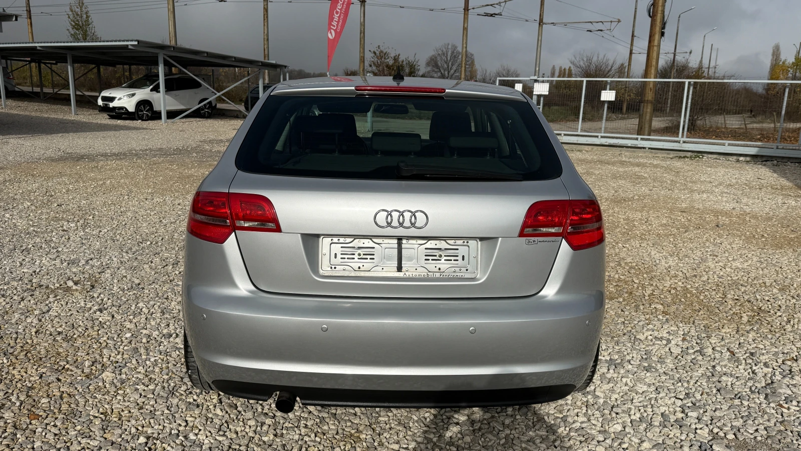 Audi A3 1.6TDI-105кс/5скорости/NAVI/ПОДГРЕВ/EURO 5/ИТАЛИЯ - изображение 5
