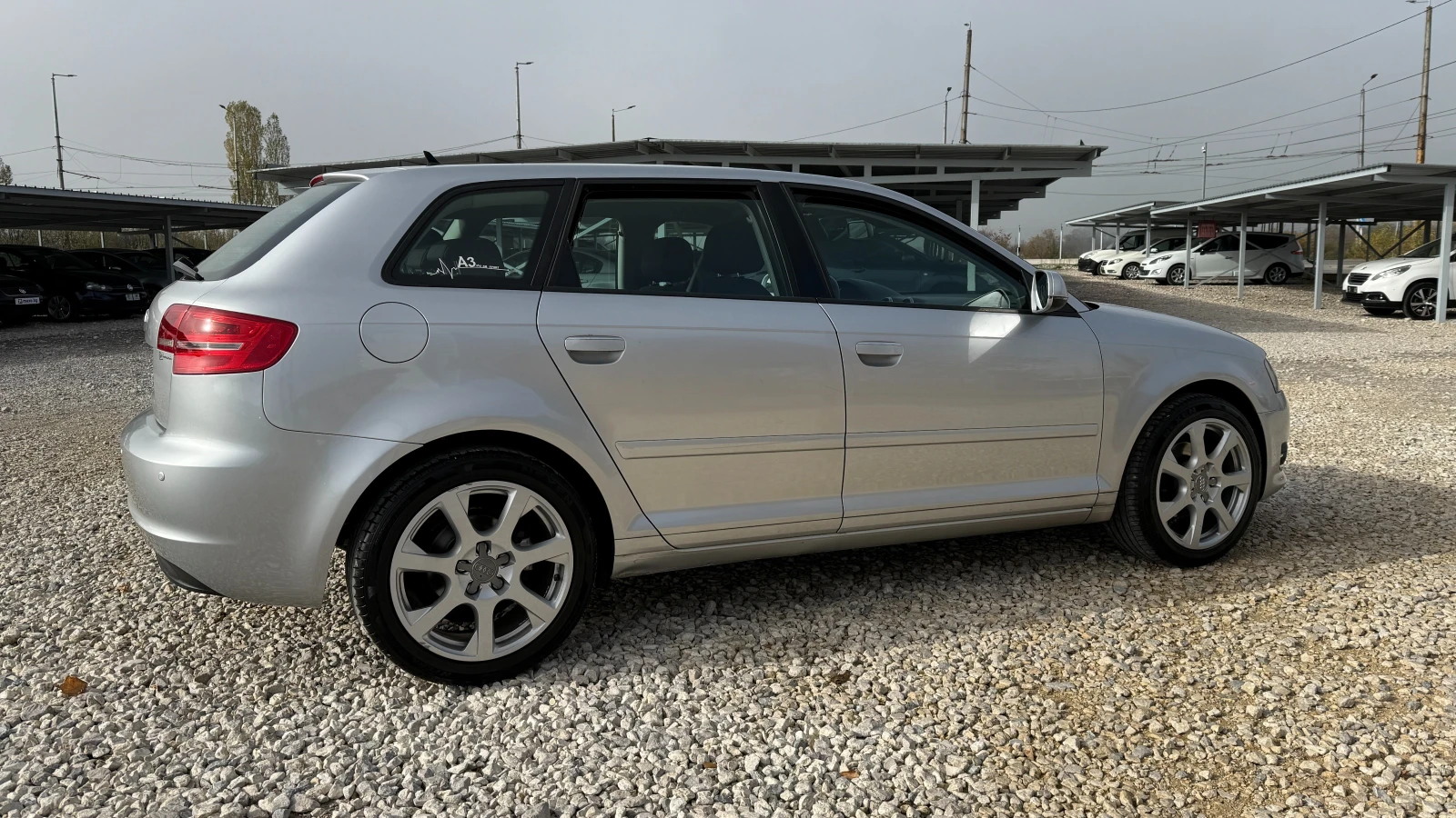 Audi A3 1.6TDI-105кс/5скорости/NAVI/ПОДГРЕВ/EURO 5/ИТАЛИЯ - изображение 6