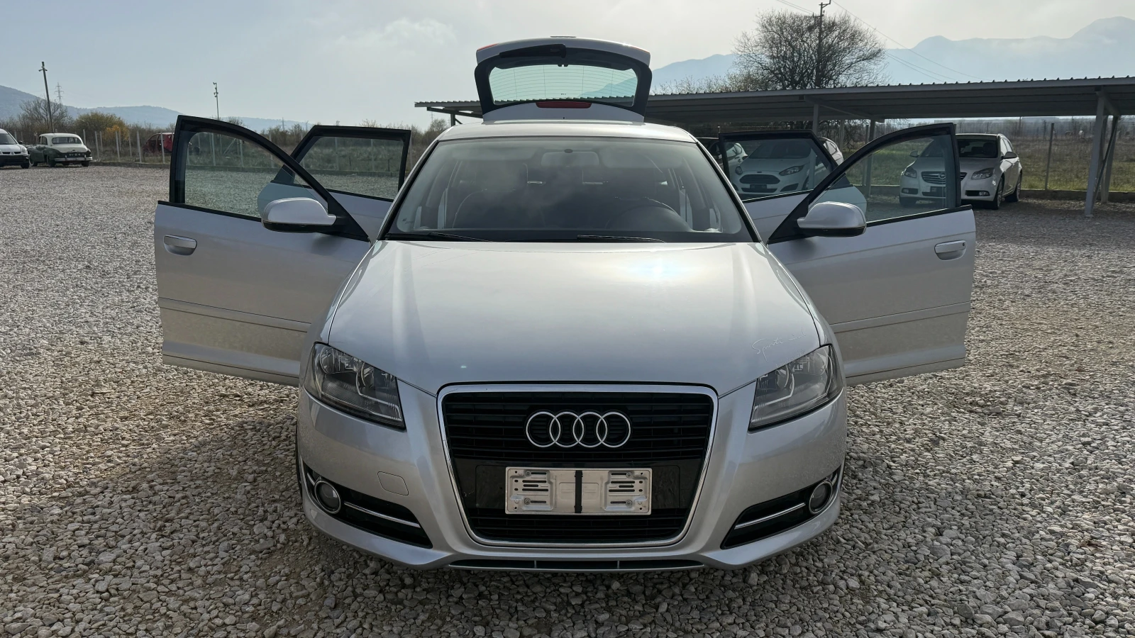 Audi A3 1.6TDI-105кс/5скорости/NAVI/ПОДГРЕВ/EURO 5/ИТАЛИЯ - изображение 7