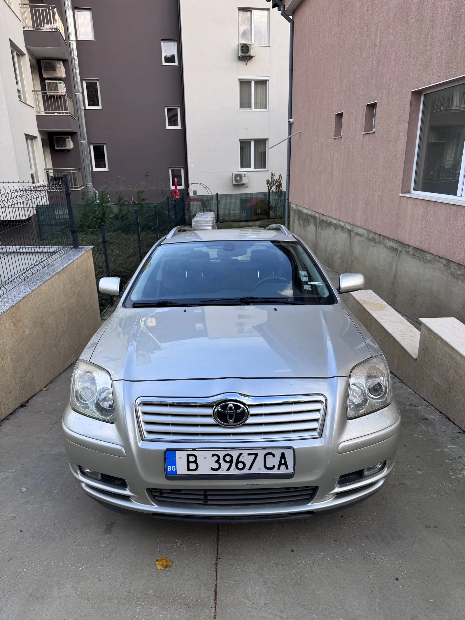 Toyota Avensis T25 1.8 VVTI - изображение 2