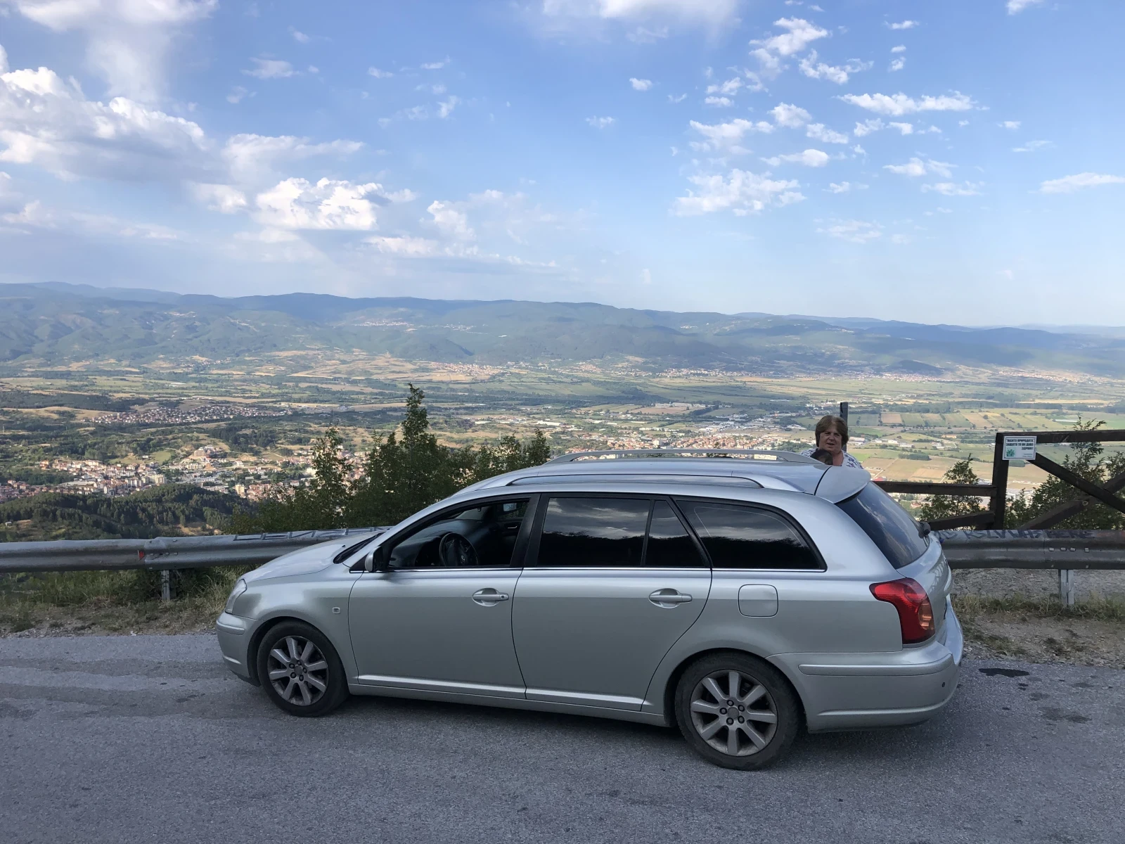 Toyota Avensis 1.8 i  ��� | Mobile.bg � ����������� 1