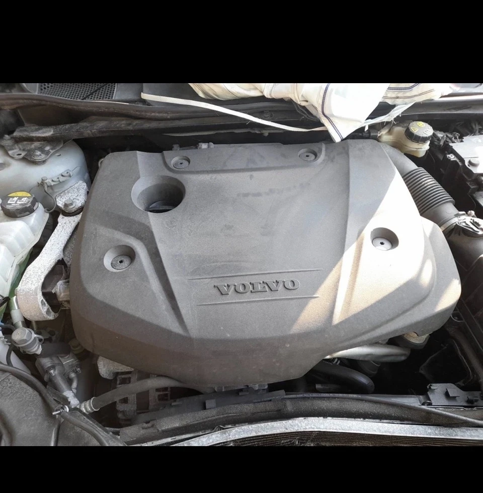 Volvo V40 D2 2.0d AVTOMAT НА ЧАСТИ!!! - изображение 5