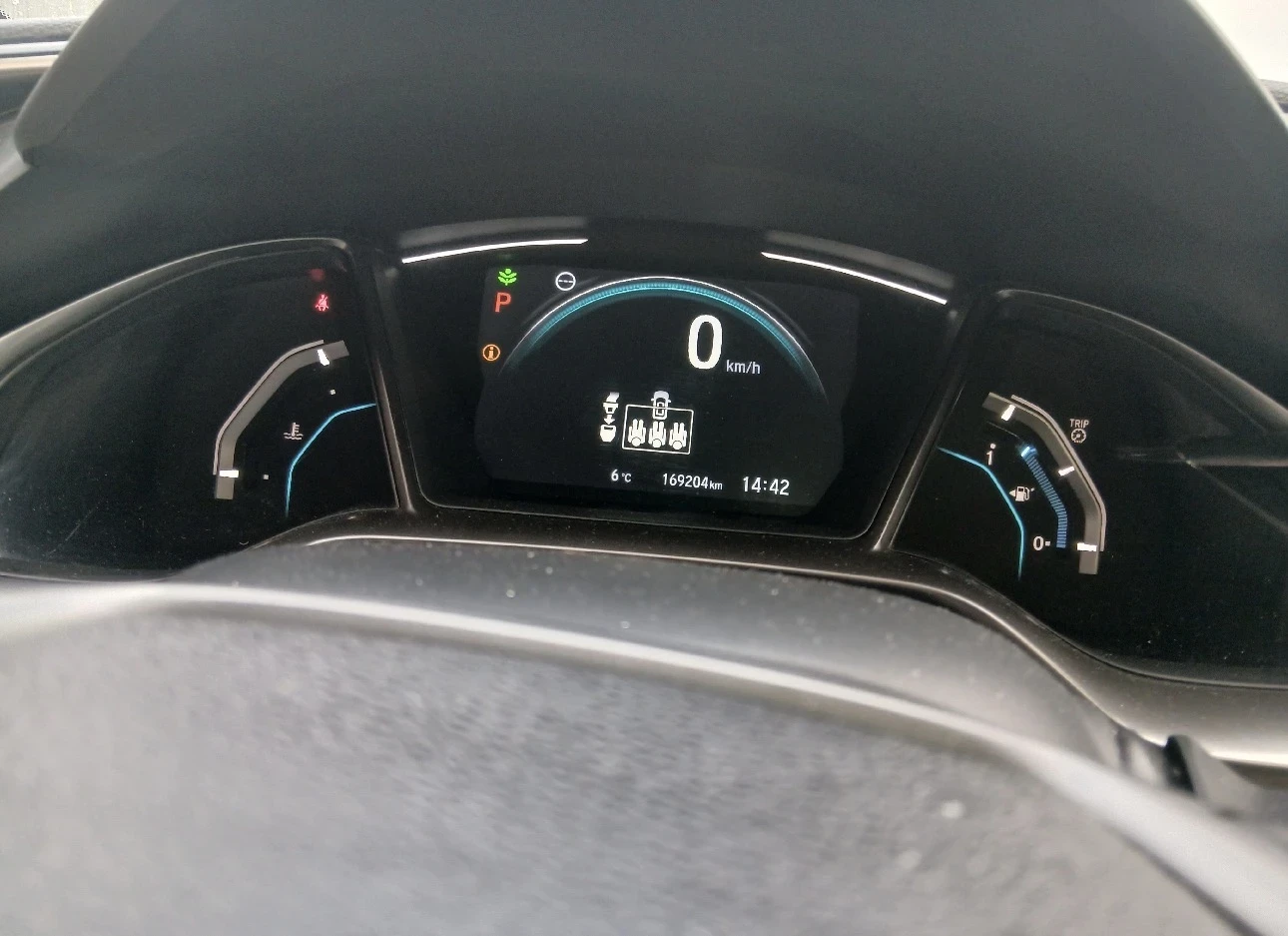 Honda Civic 1.0 VTEC Elegance CVT - изображение 7