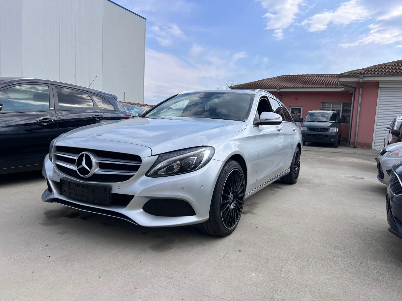 Mercedes-Benz C 220 Avantgarde , снимка 2 - Автомобили и джипове - 53738426