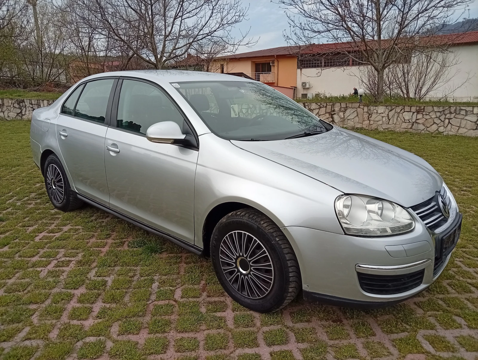 VW Jetta 1.9 TDI * КЛИМАТРОНИК * , снимка 8 - Автомобили и джипове - 54207853