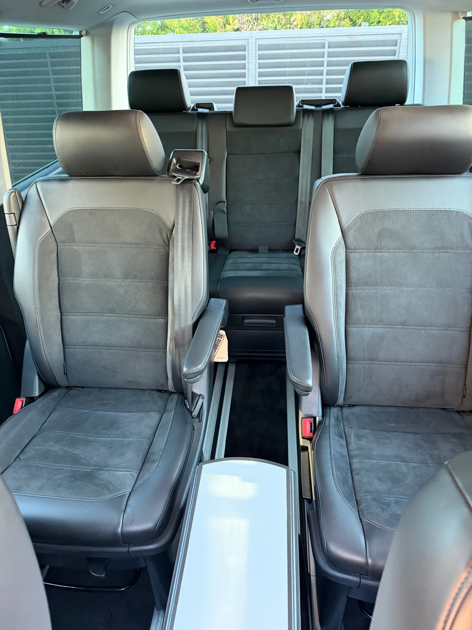 VW Multivan 2.0TDI T6 Highline 4x4 Швейцария ЕDITION 30, снимка 13 - Автомобили и джипове - 54217802