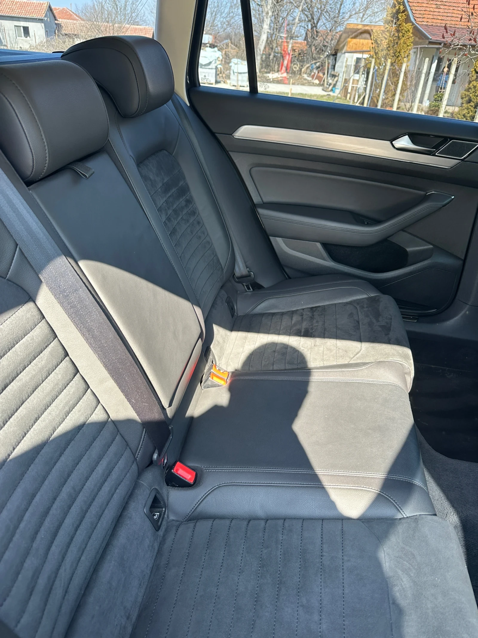 VW Passat, снимка 12 - Автомобили и джипове - 54375108