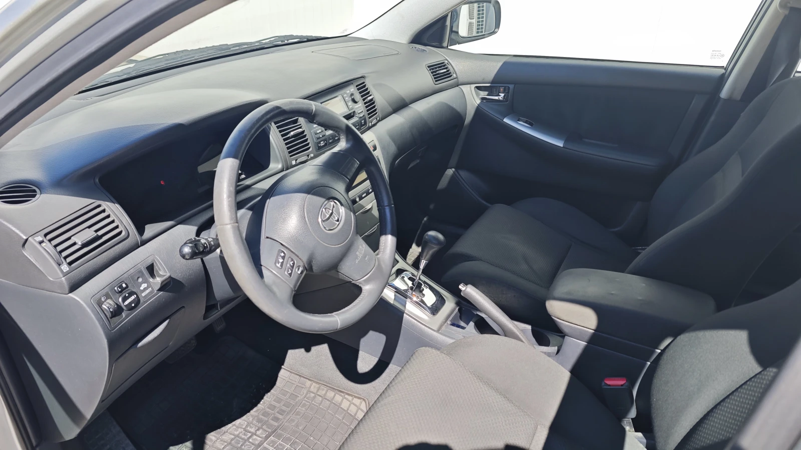 Toyota Corolla, снимка 7 - Автомобили и джипове - 54553210