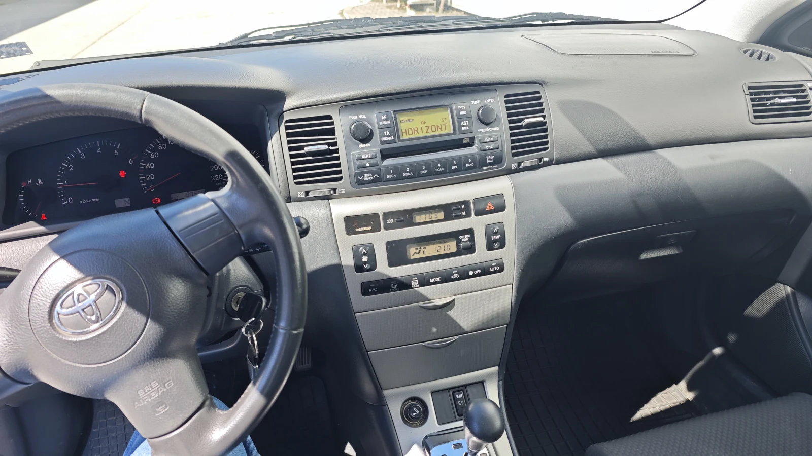 Toyota Corolla, снимка 8 - Автомобили и джипове - 54553210