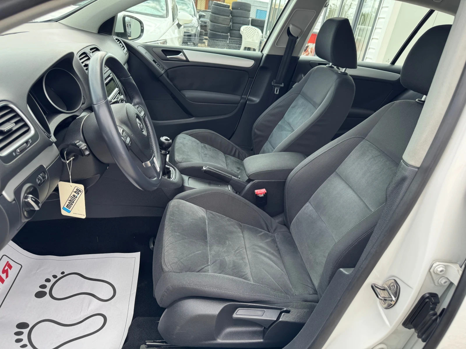 VW Golf 1.6TDI, снимка 13 - Автомобили и джипове - 54879936