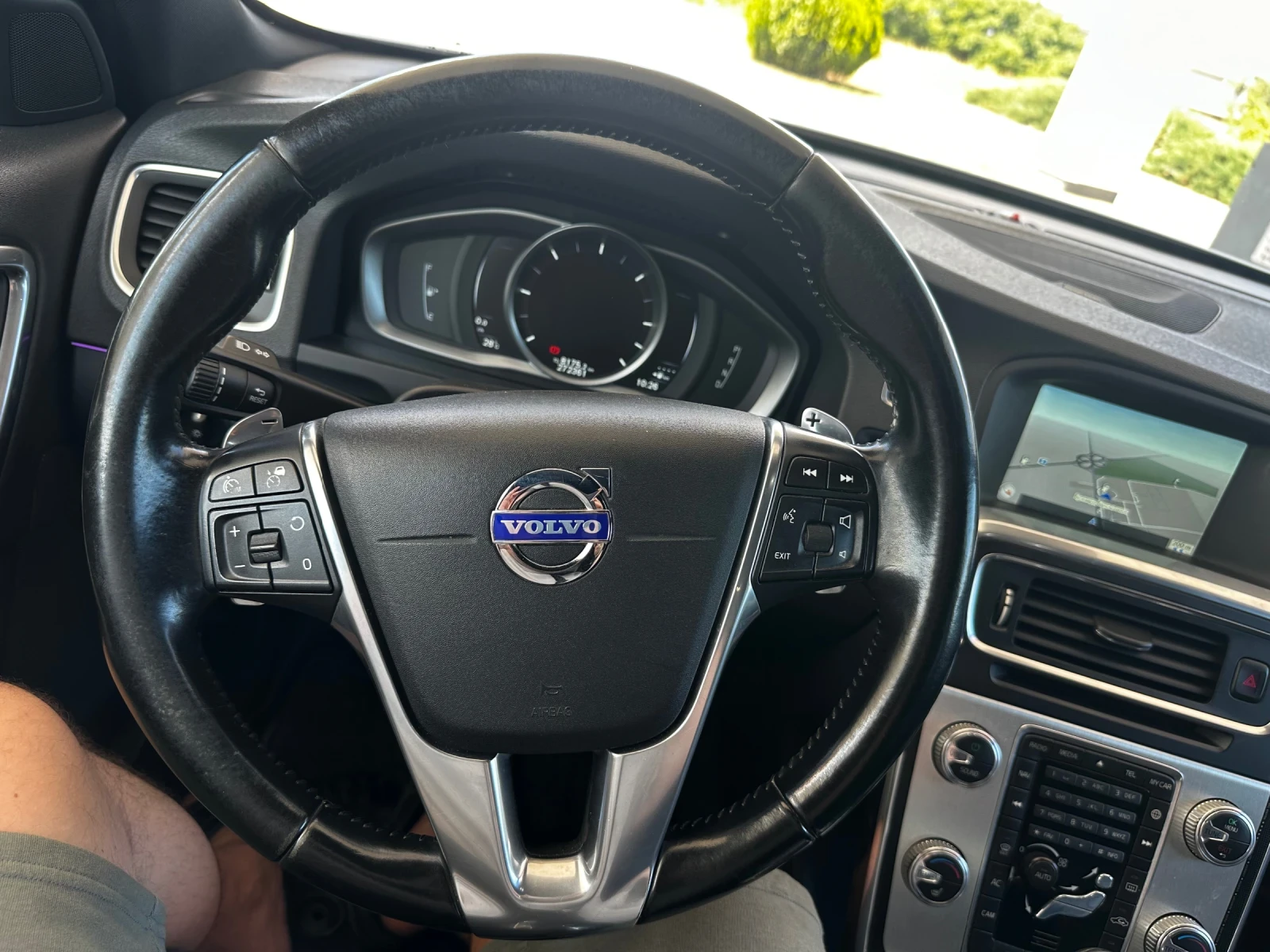 Volvo V60 Ocean race 181 кс 2015 год Автоматик, снимка 10 - Автомобили и джипове - 55187190