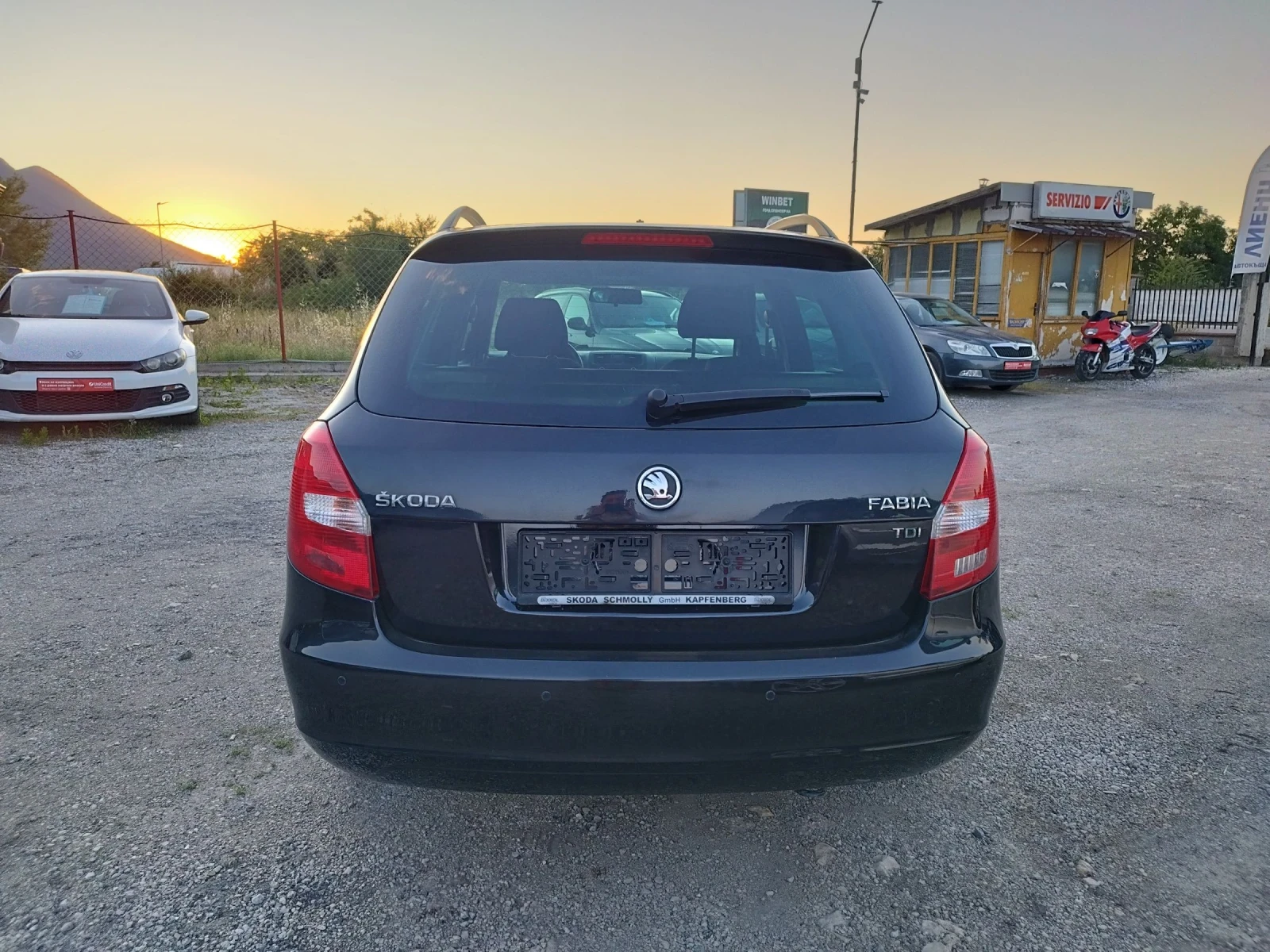 Skoda Fabia 1.6 Tdi 75 kc., снимка 4 - Автомобили и джипове - 55227498