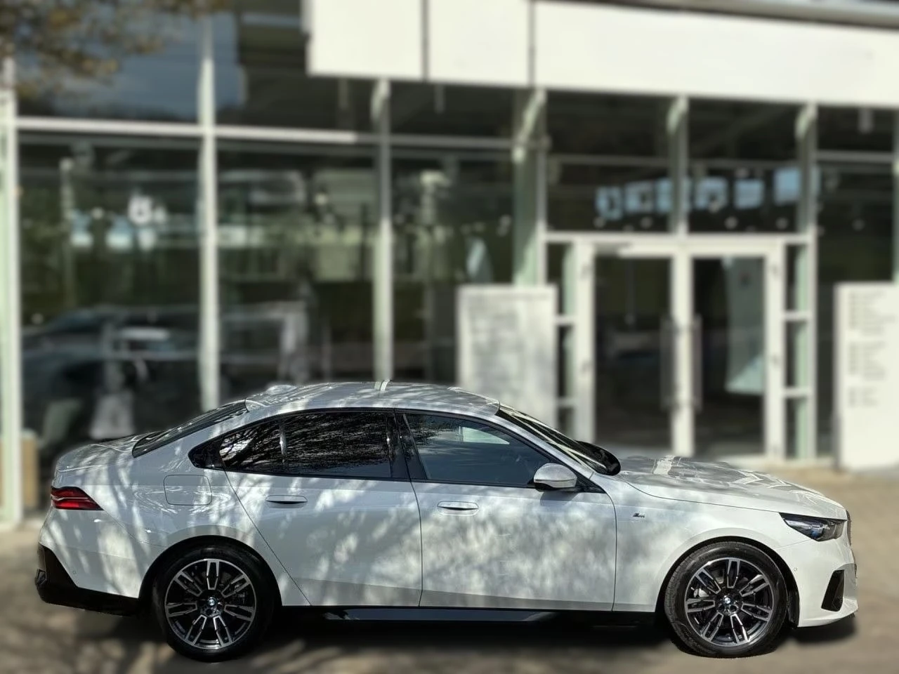 BMW 540 d xDrive/M SPORT/H K/360 /HEAD UP/LED/ | Mobile.bg � ����������� 2