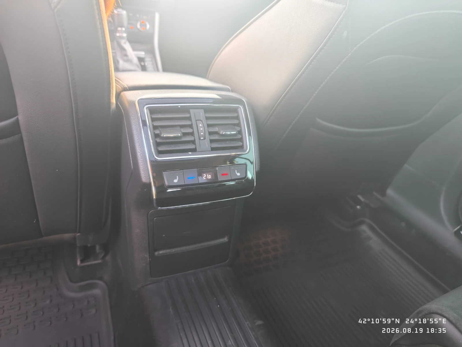 Skoda Superb SCOUT 4X4, снимка 14 - Автомобили и джипове - 55754364