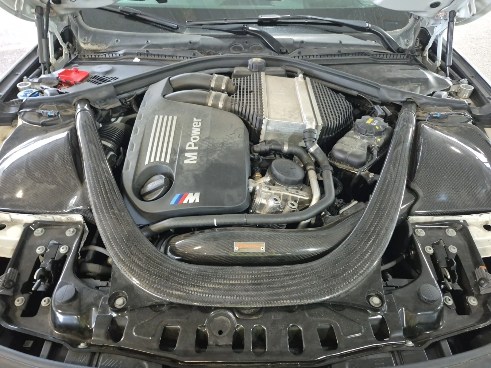 BMW M4 * COUPE* CARFAX* АВТОКРЕДИТ БЕЗ ПЪРВОНАЧАЛНА ВНОСК, снимка 17 - Автомобили и джипове - 55832273