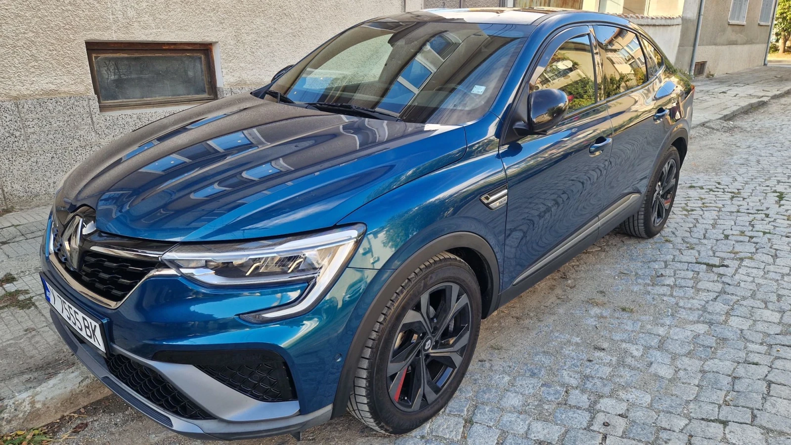 Renault Arkana, снимка 10 - Автомобили и джипове - 56553152
