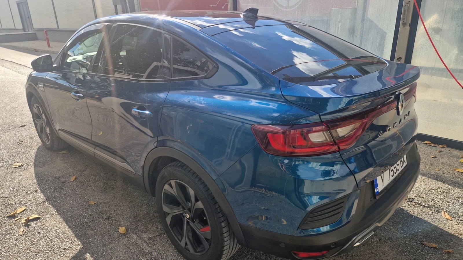 Renault Arkana, снимка 8 - Автомобили и джипове - 56553152