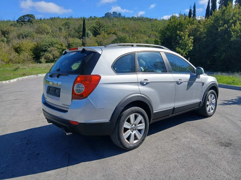 Chevrolet Captiva, снимка 6 - Автомобили и джипове - 47440958