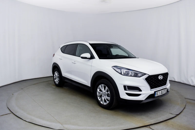 Hyundai Tucson  1.6 CRDI, снимка 4 - Автомобили и джипове - 49183800