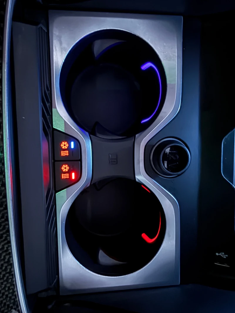 BMW X6 xDrive30d* Pano* Head-Up* ГОТОВ ЛИЗИНГ* ГАРАНЦИЯ, снимка 14 - Автомобили и джипове - 52011378