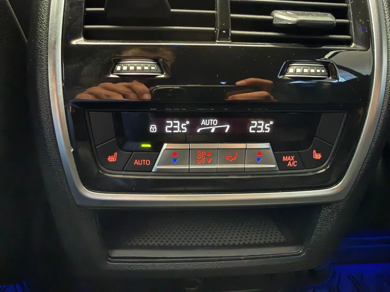 BMW X6 xDrive30d* Pano* Head-Up* ГОТОВ ЛИЗИНГ* ГАРАНЦИЯ, снимка 12 - Автомобили и джипове - 52011378