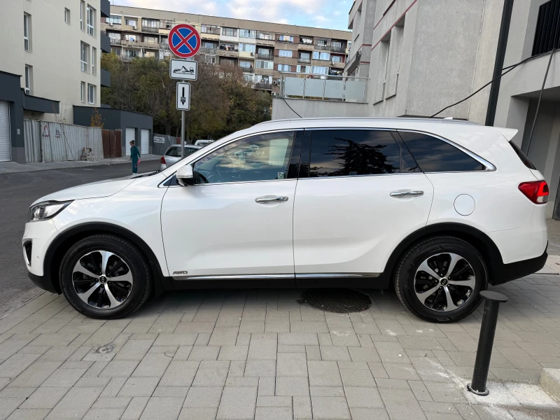 Kia Sorento 2.2 CRDi, MAX FULL, Swiss, снимка 2 - Автомобили и джипове - 52658407