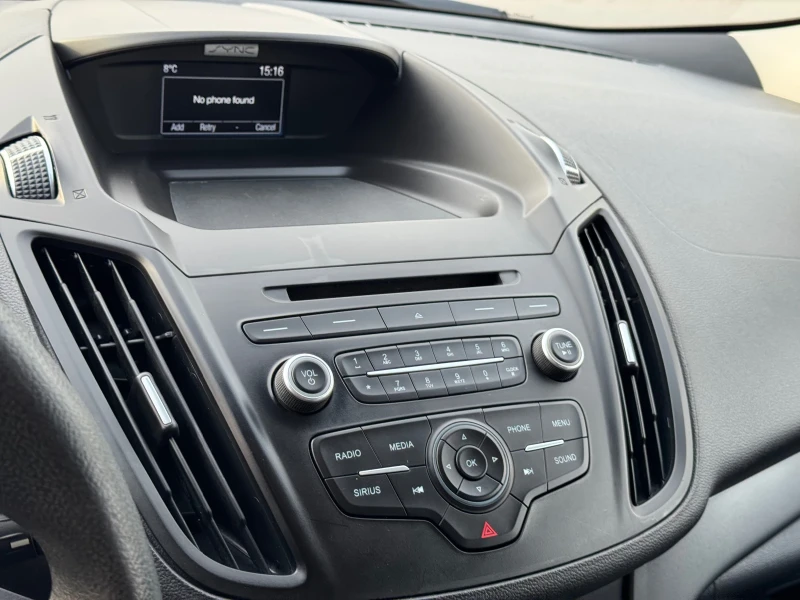 Ford Kuga 1.5 TURBO* ESCAPE* SE* 4WD* CAMERA* РЕГИСТРИРАН, снимка 10 - Автомобили и джипове - 52629194