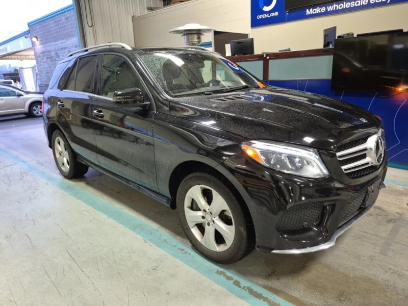 Mercedes-Benz GLE * 400 * CARFAX * БЕЗ ПЪРВОНАЧАЛНА ВНОСКА, снимка 2 - Автомобили и джипове - 52776457