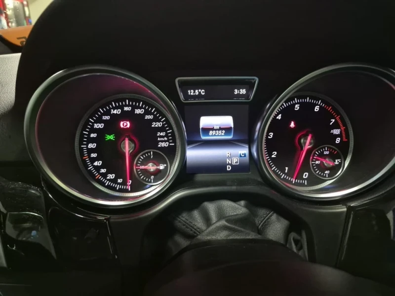 Mercedes-Benz GLE * 400 * CARFAX * БЕЗ ПЪРВОНАЧАЛНА ВНОСКА, снимка 8 - Автомобили и джипове - 52776457